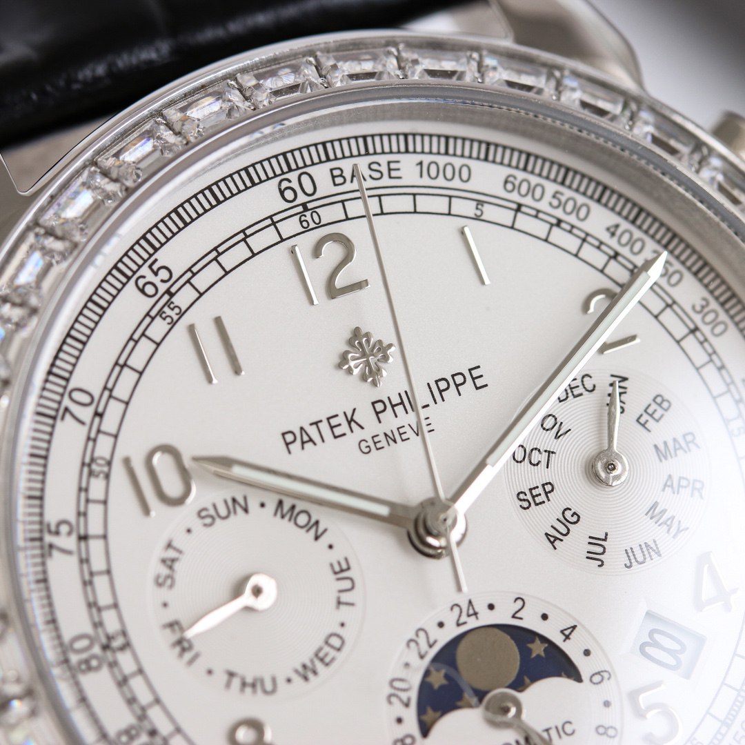 Patek Philippe Complications Moonphase (5270P)