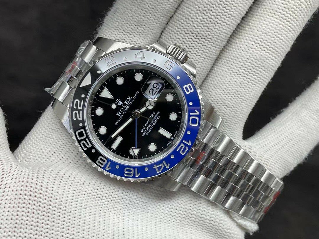 Rolex GMT-Master II (126710BLNR)