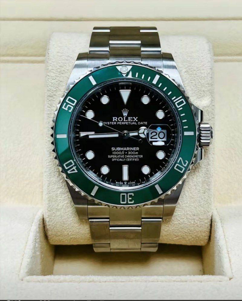 Rolex Submariner Date Kermit (Green) (126610LV)