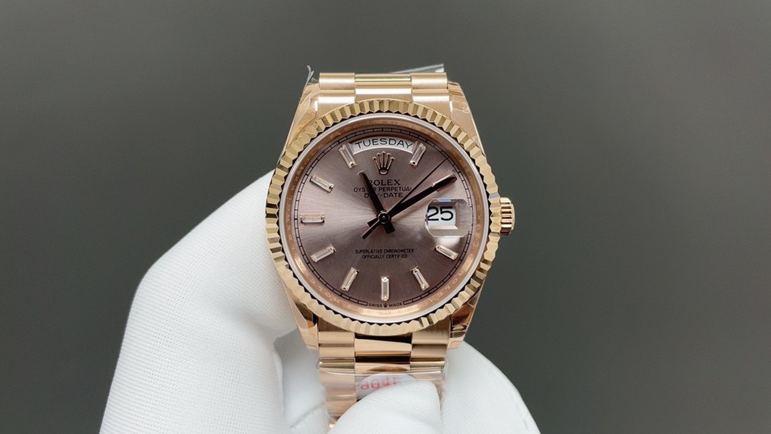 Rolex Day-Date 36 Gold (126334)